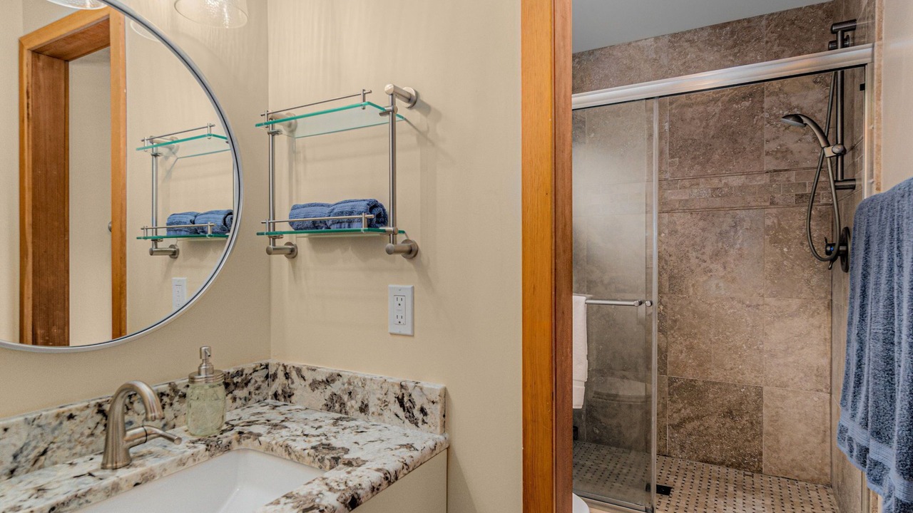 Photo of Bathroom in Manzanita