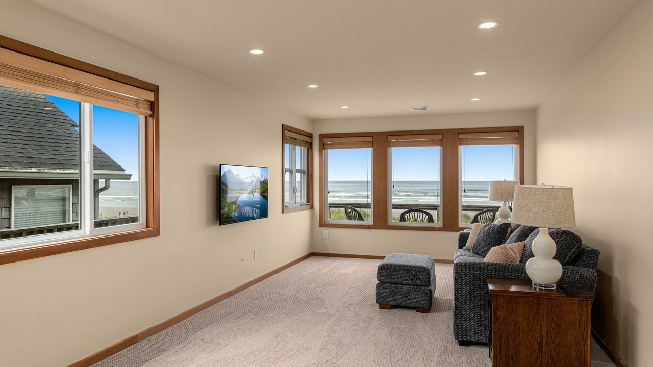 Photo of Livingroom in Manzanita