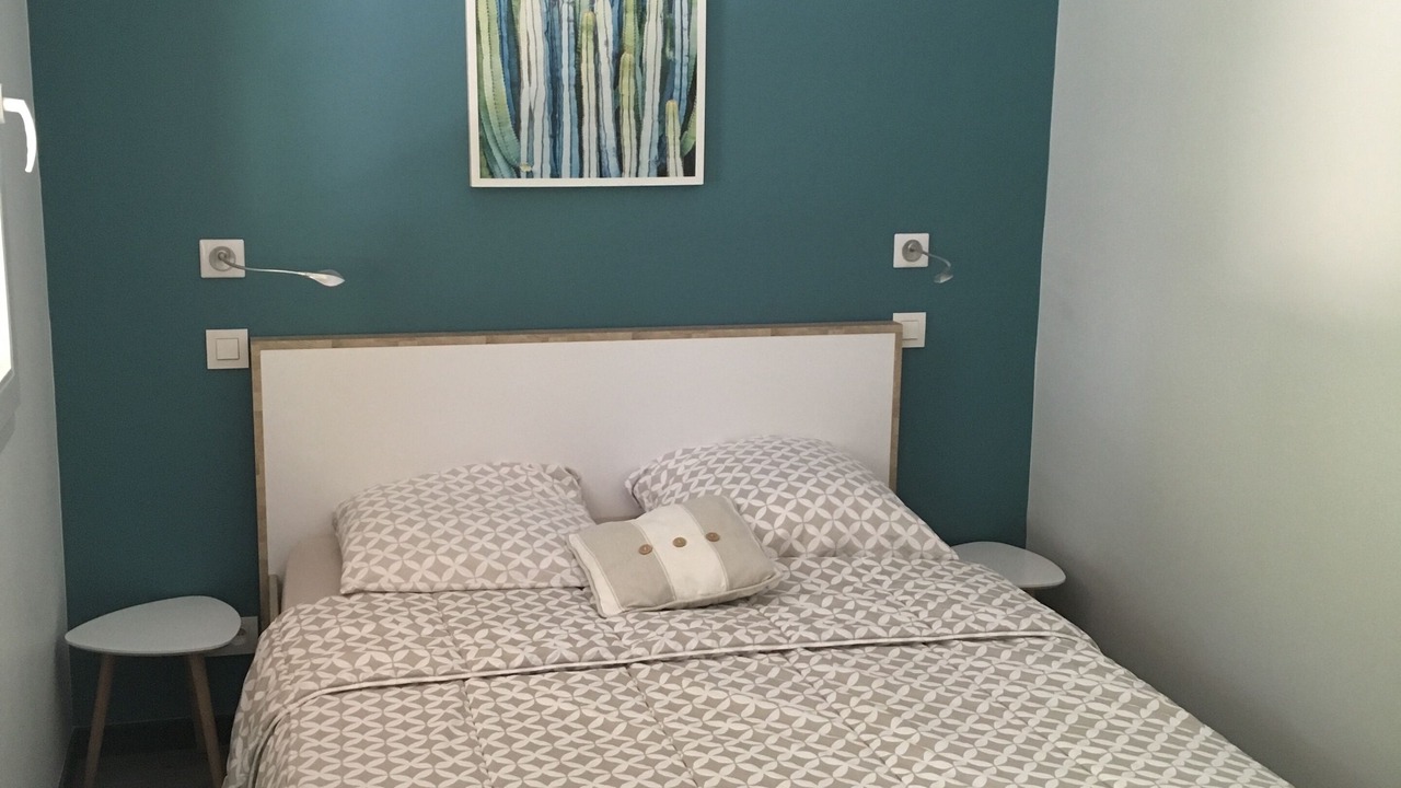 Photo of Bedroom in Sampzon