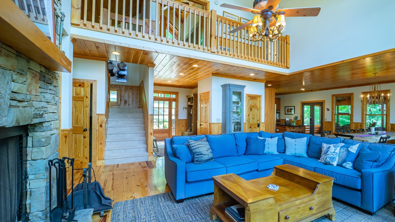 Photo of Bedroom in Blairsville