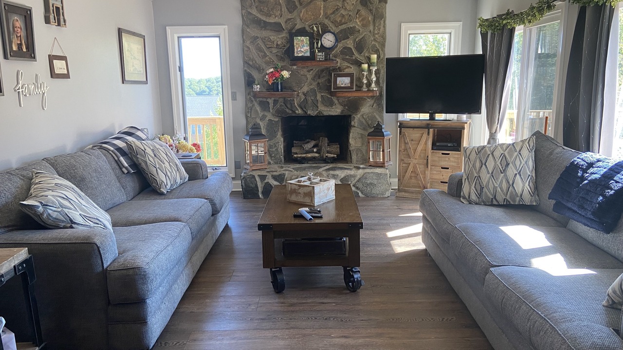 Photo of Livingroom in Blacksburg