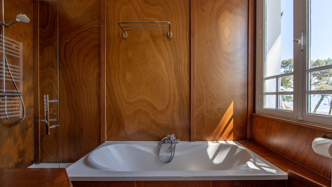 Photo of Bathroom in Claouey