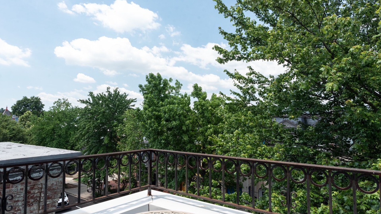 Photo of Outdoor in Near Northeast