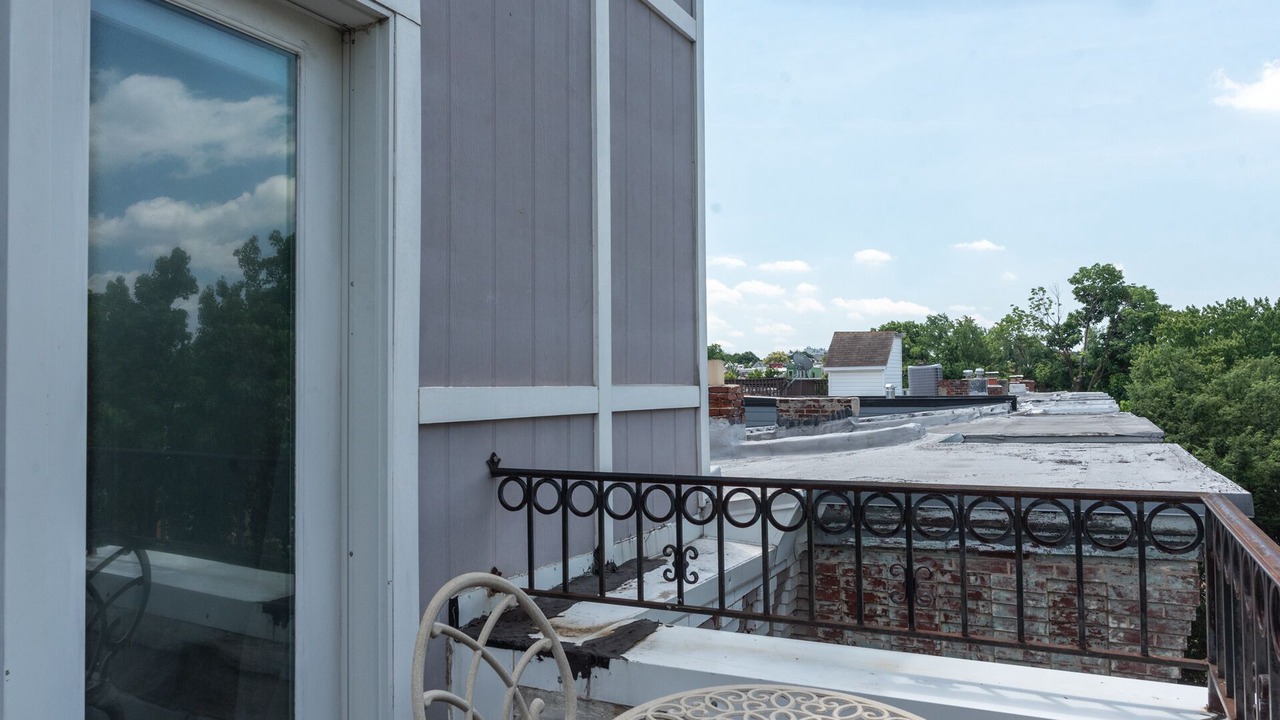 Photo of Patio Balcony in Near Northeast