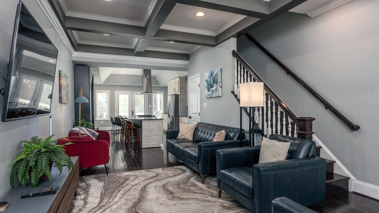 Photo of Livingroom in Near Northeast