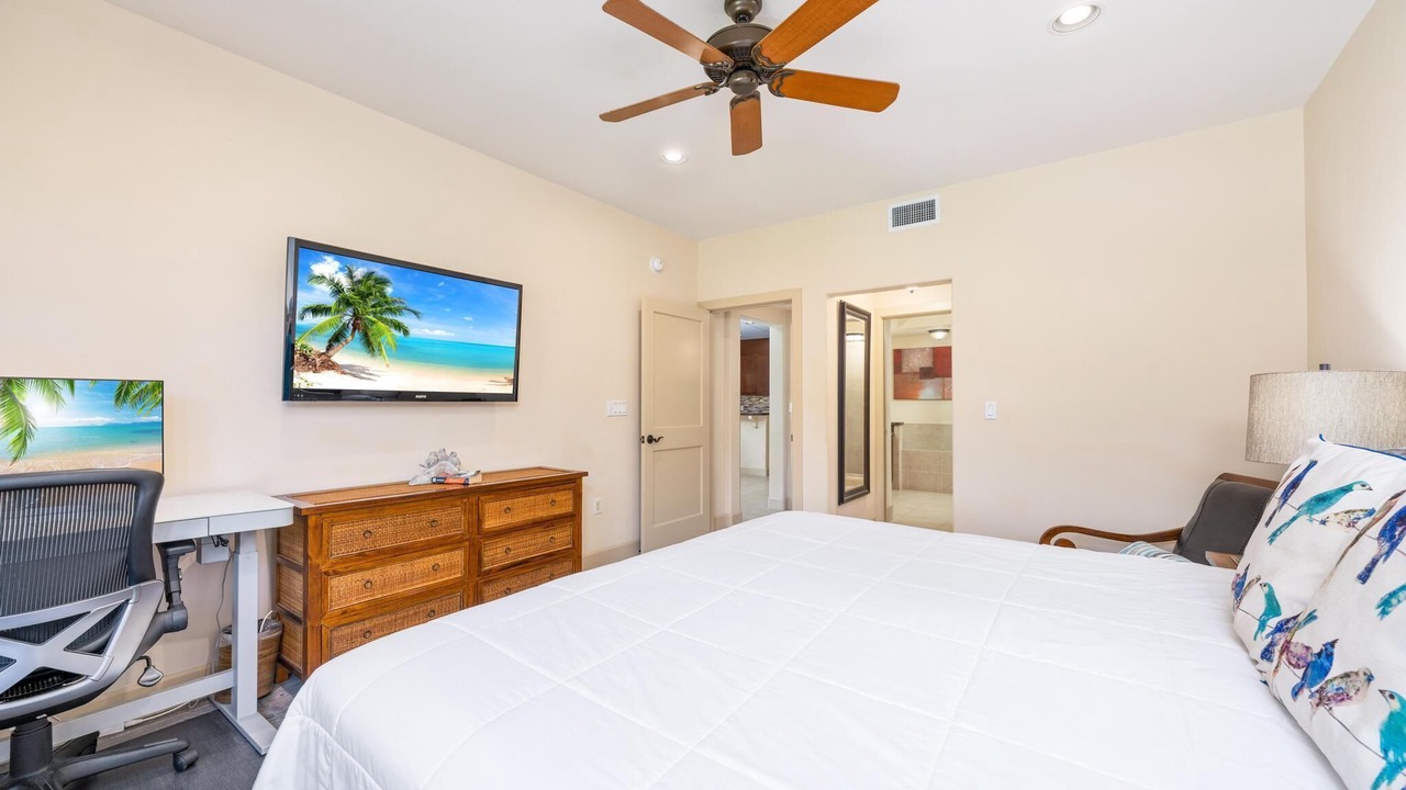 Photo of Bedroom in Waikoloa