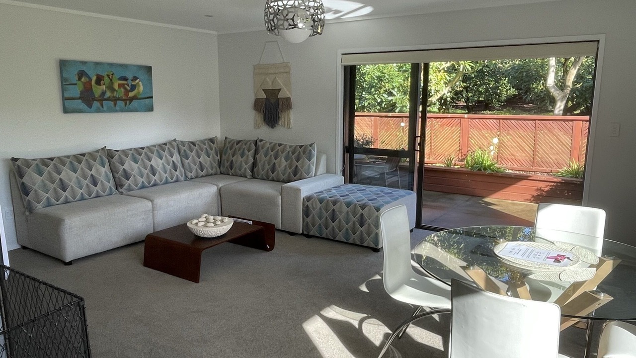 Photo of Livingroom in Omanawa