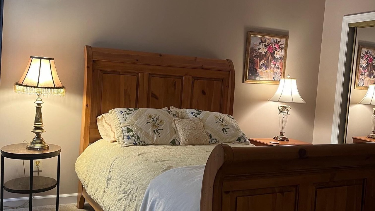 Photo of Bedroom in Nantahala Bay