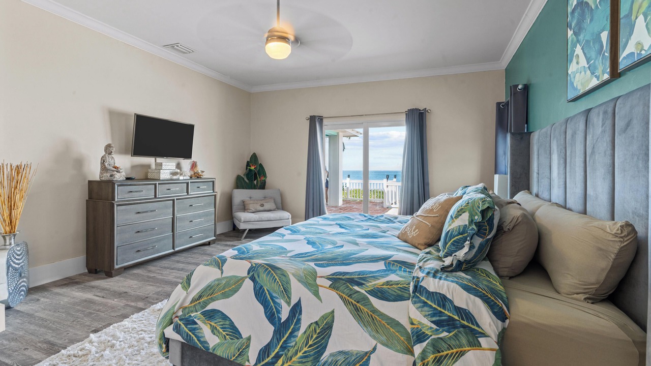 Photo of Bedroom in Great Harbour Cay