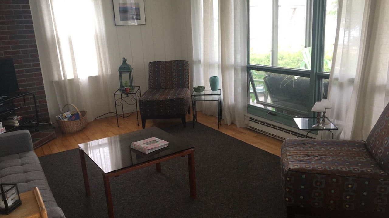 Photo of Livingroom in Charlestown