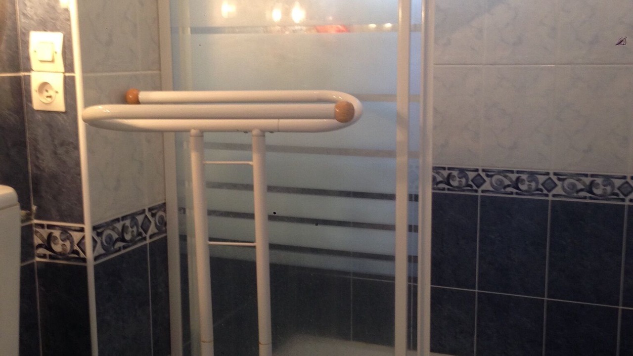 Photo of Bathroom in Ares