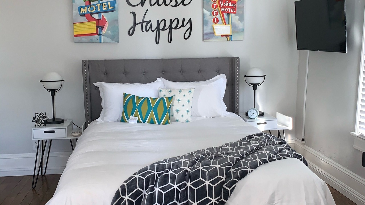Photo of Bedroom in Midtown