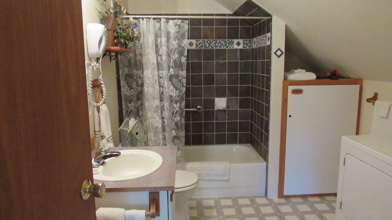 Photo of Bathroom in Crown Point