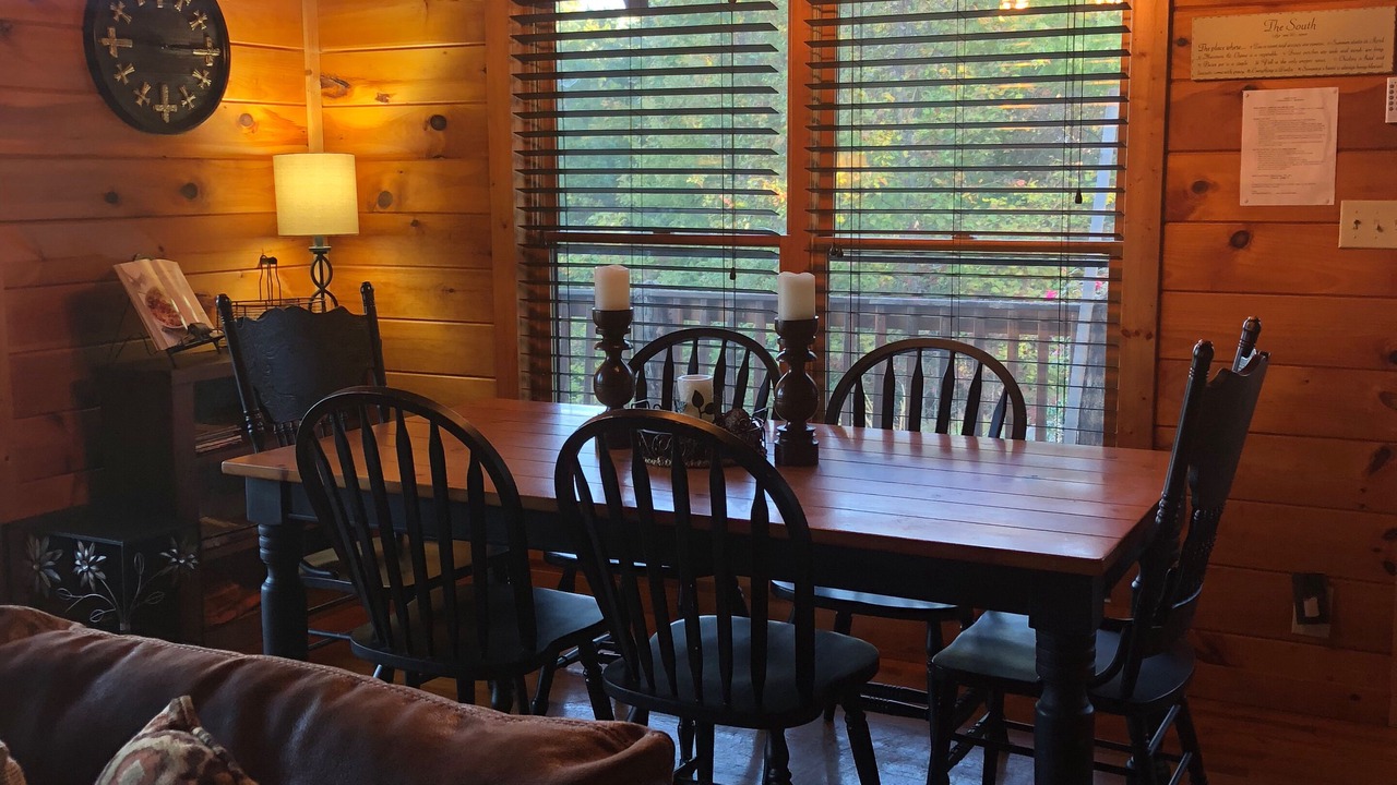 Photo of Bedroom in Hiawassee