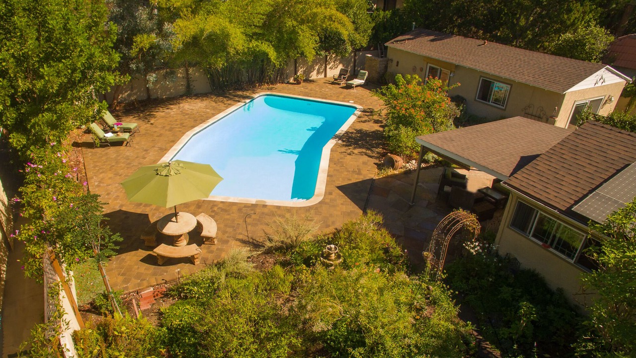 Photo of Outdoor in Valley Village