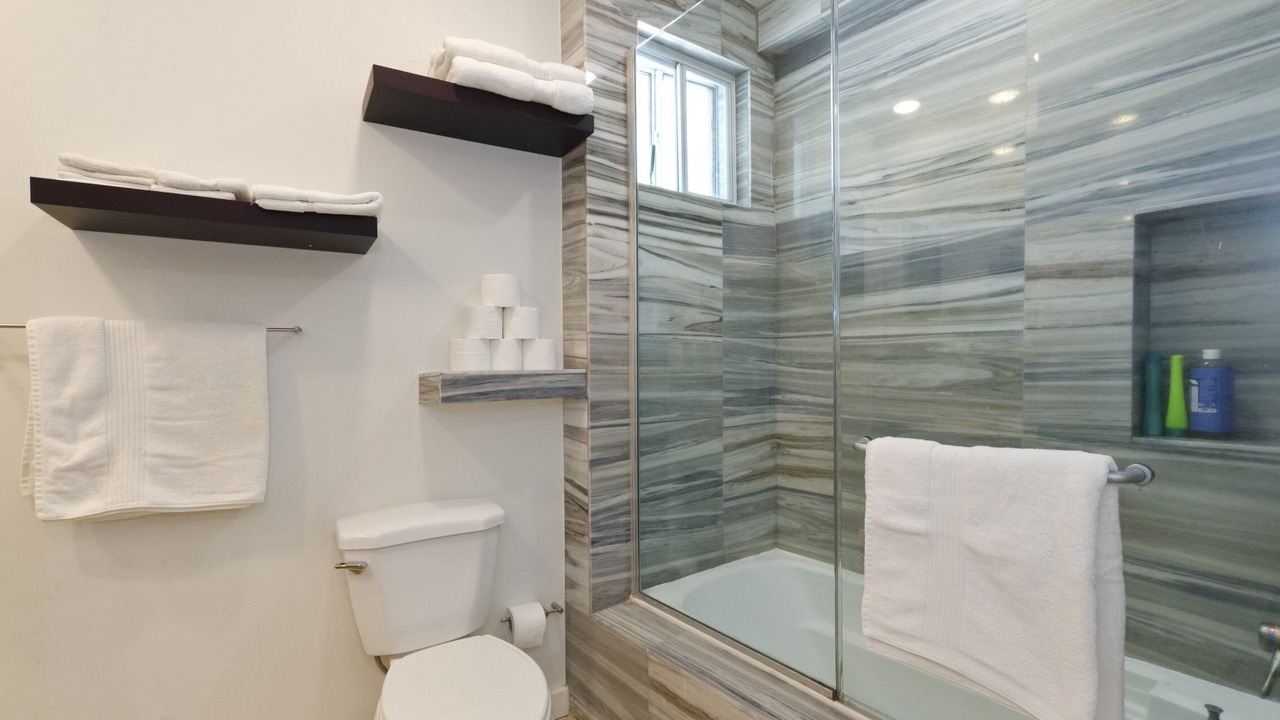 Photo of Bathroom in Melrose