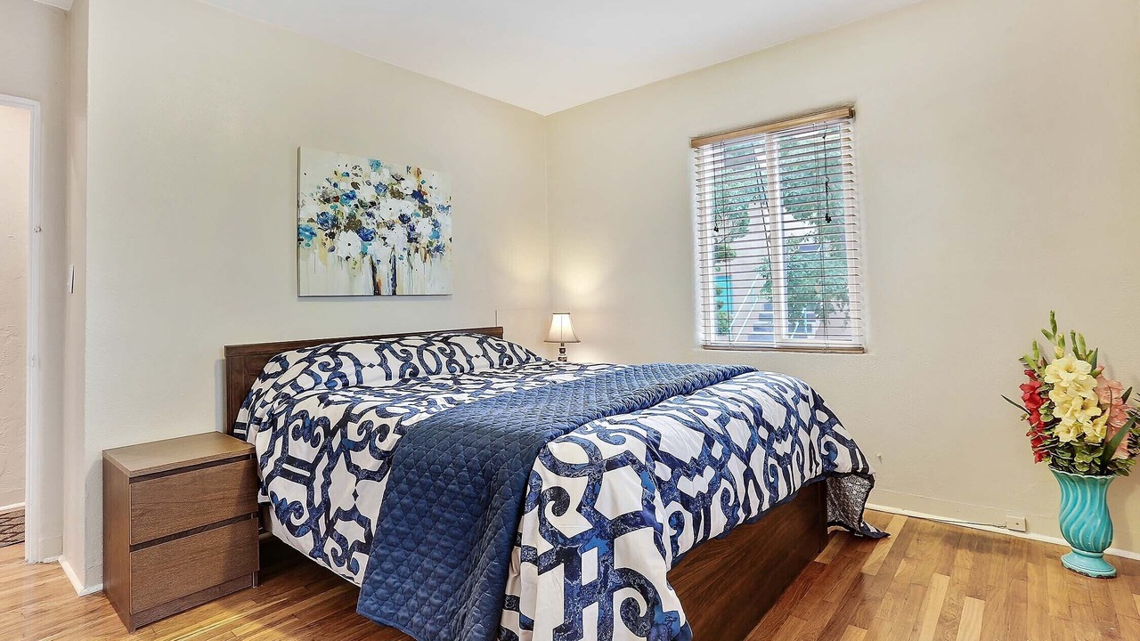 Photo of Bedroom in Raynolds Addition
