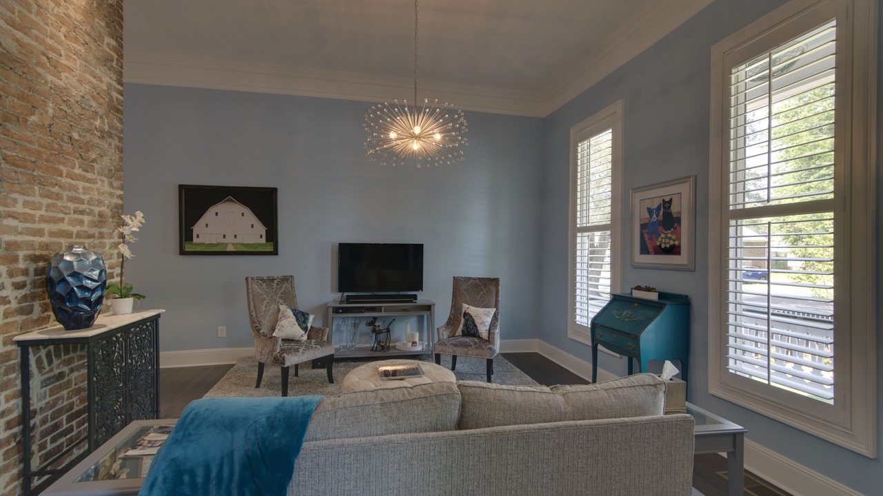 Photo of Livingroom in Chestnut Hill