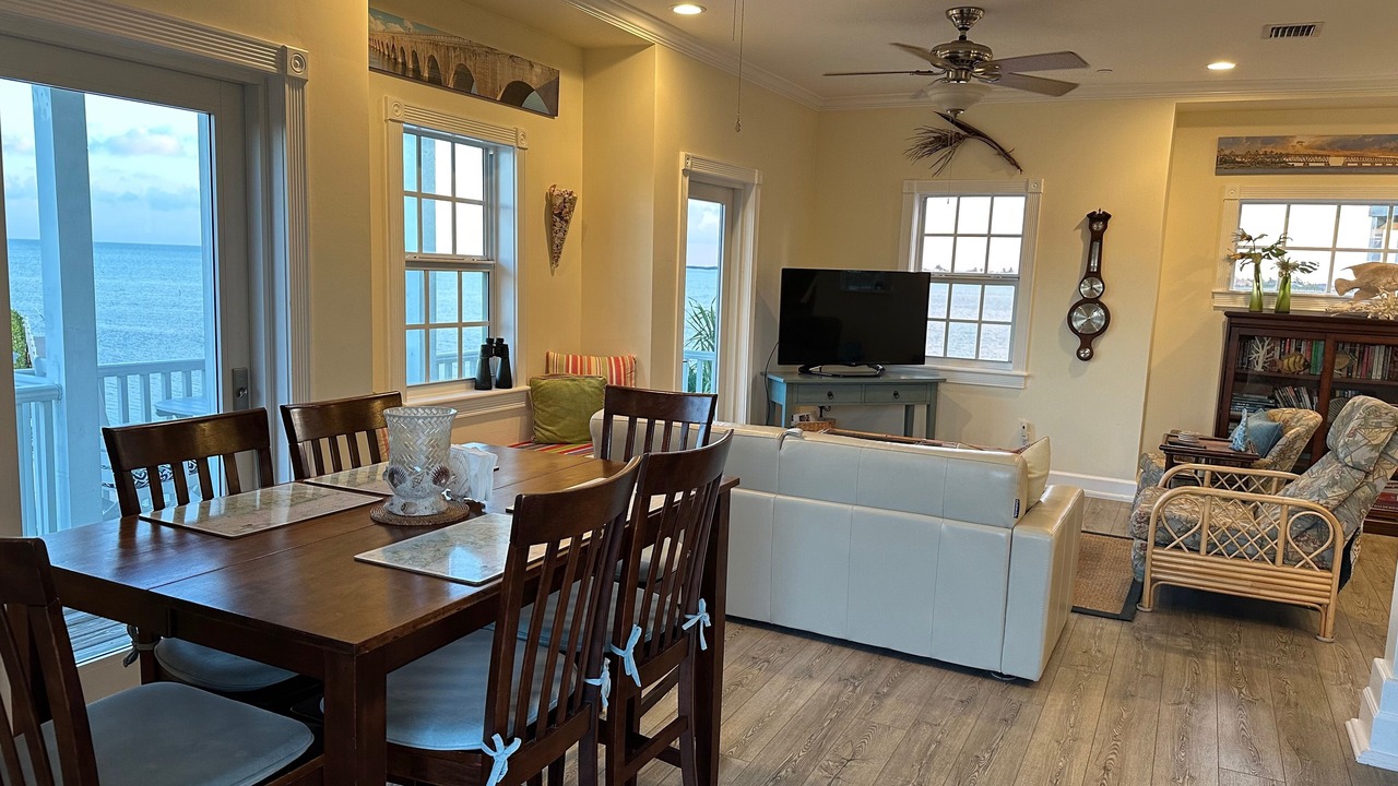 Photo of Bedroom in Cudjoe Key
