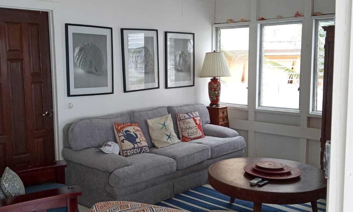 Photo of Livingroom in Oakridge