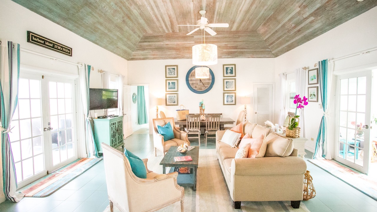 Photo of Livingroom in Dunmore Town