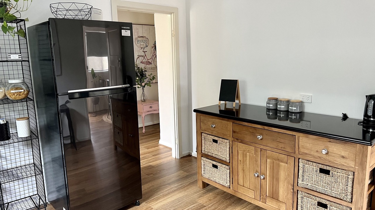 Photo of Bedroom in West Tamworth