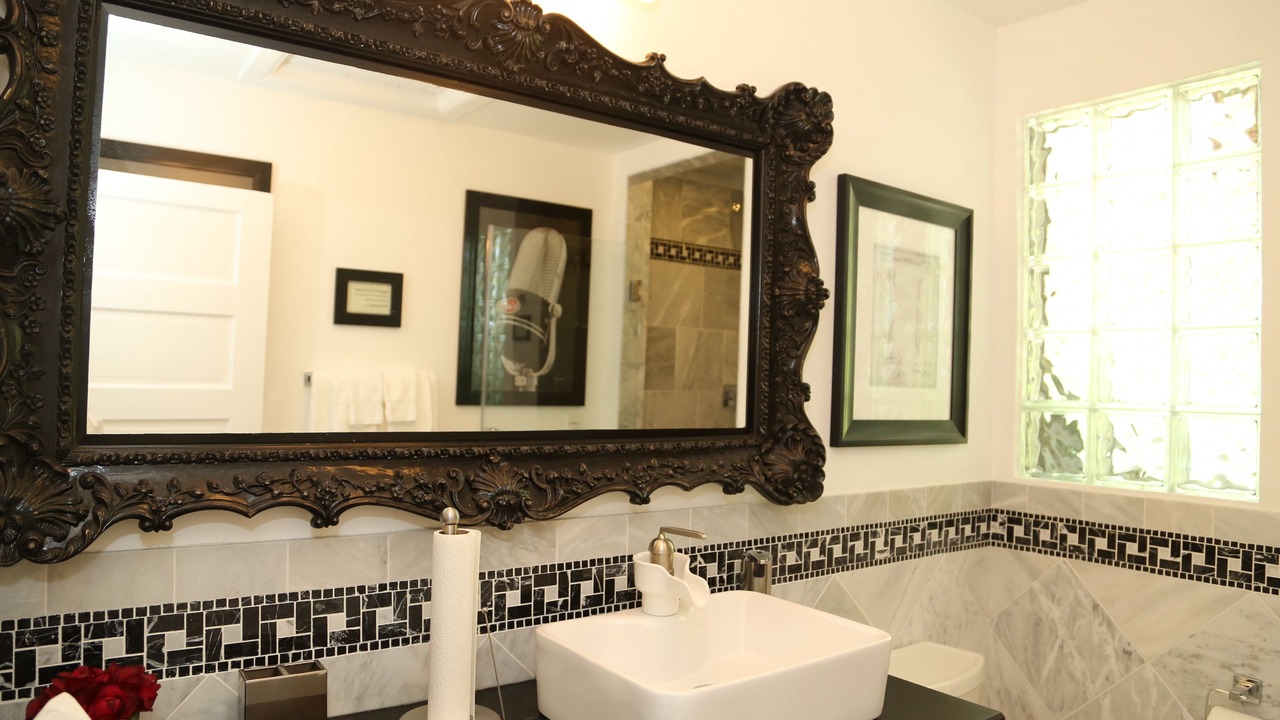 Photo of Bathroom in Edgehill