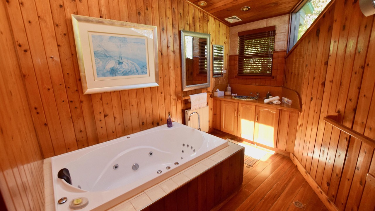 Photo of Bathroom in Katoomba