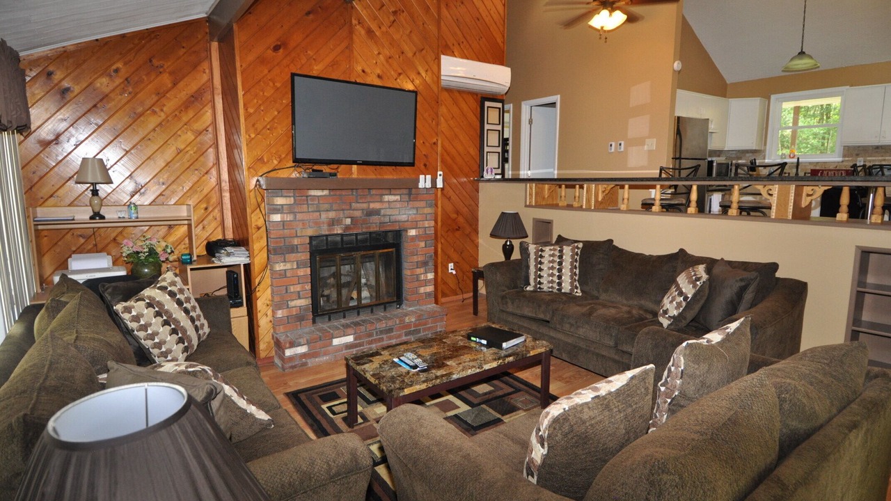 Photo of Livingroom in Albrightsville