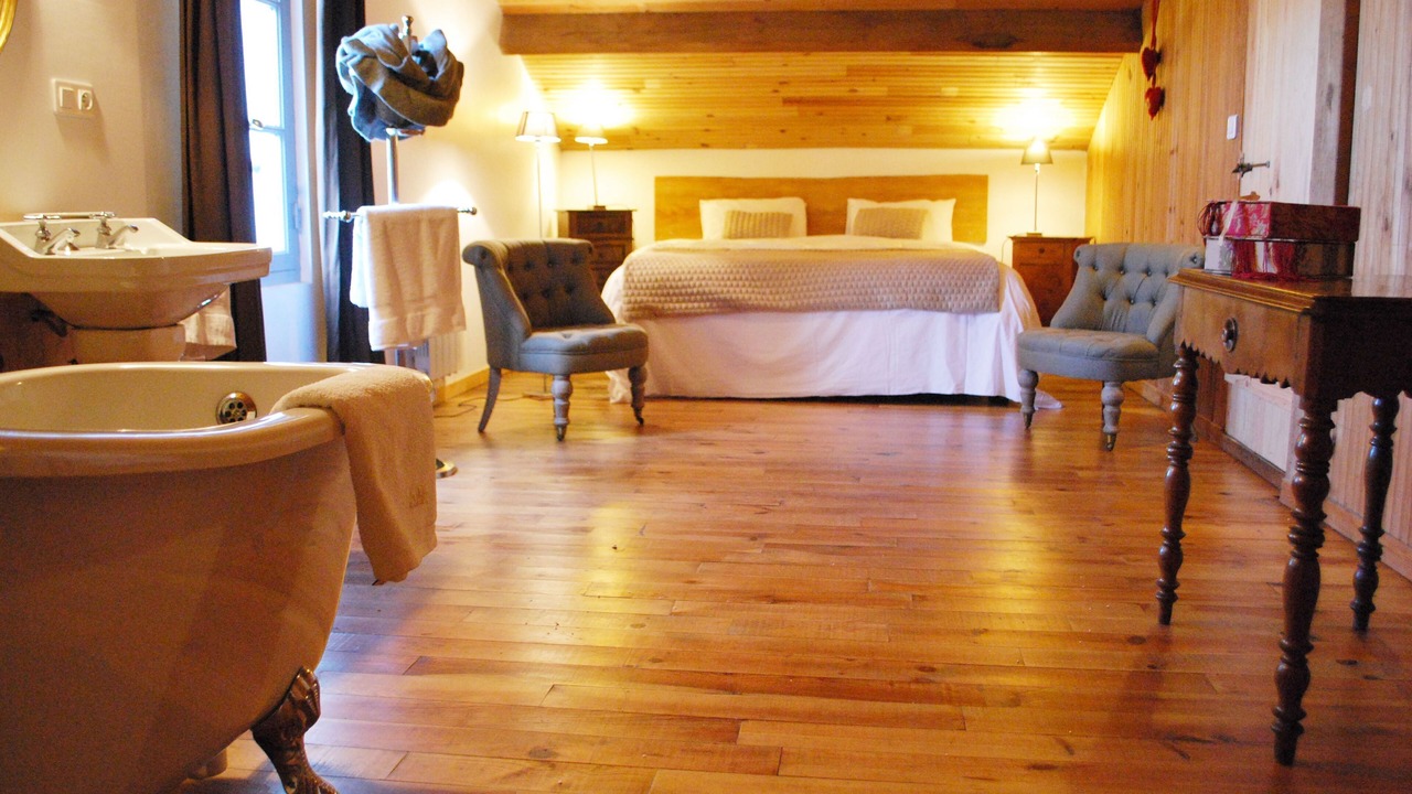 Photo of Bedroom in Luxey