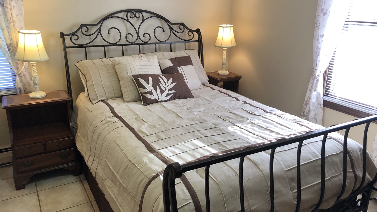 Photo of Bedroom in Eastward Look