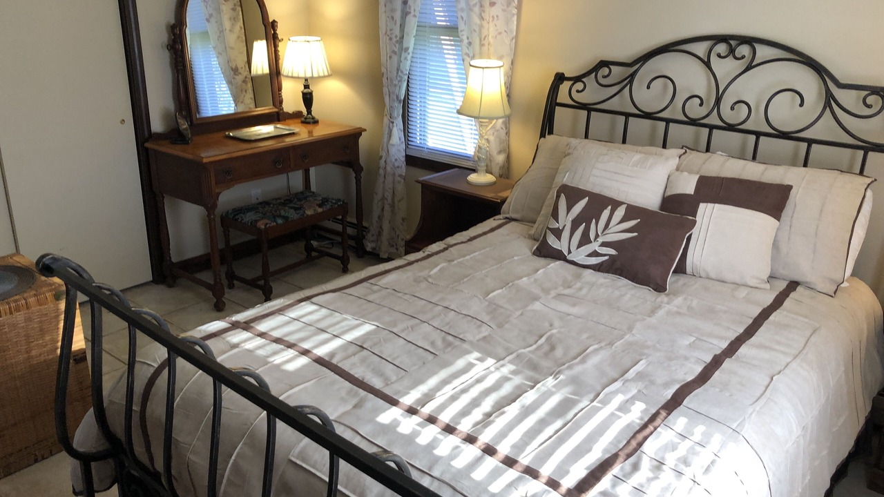 Photo of Bedroom in Eastward Look