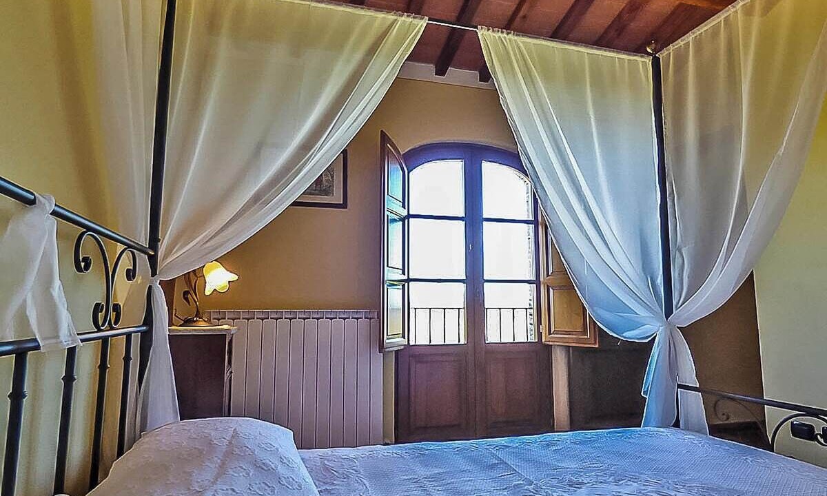 Photo of Bedroom in SantʼAndrea di Compito