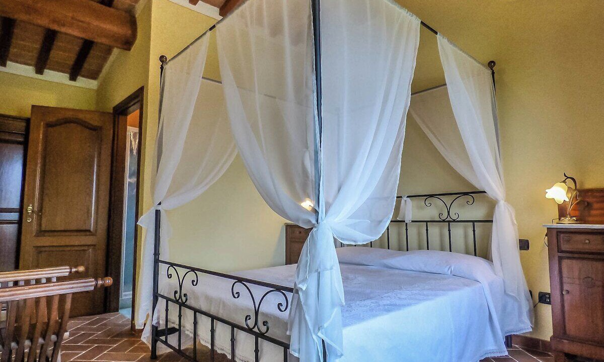 Photo of Bedroom in SantʼAndrea di Compito
