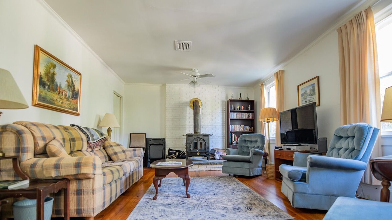 Photo of Livingroom in Eagles Mere