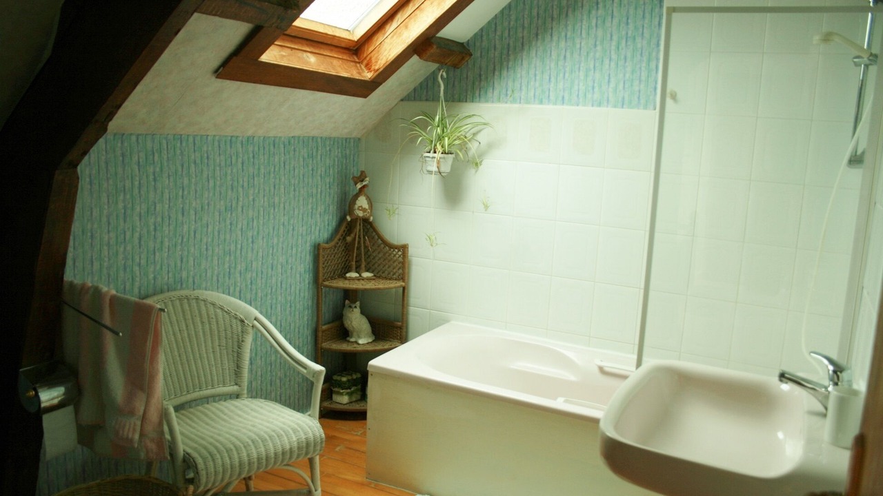 Photo of Bathroom in Josselin
