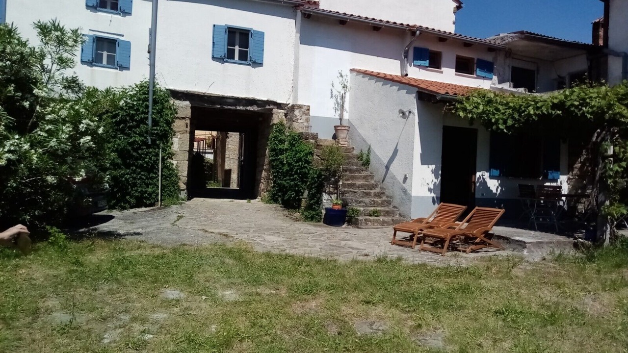 Photo of Outdoor in Kostabona