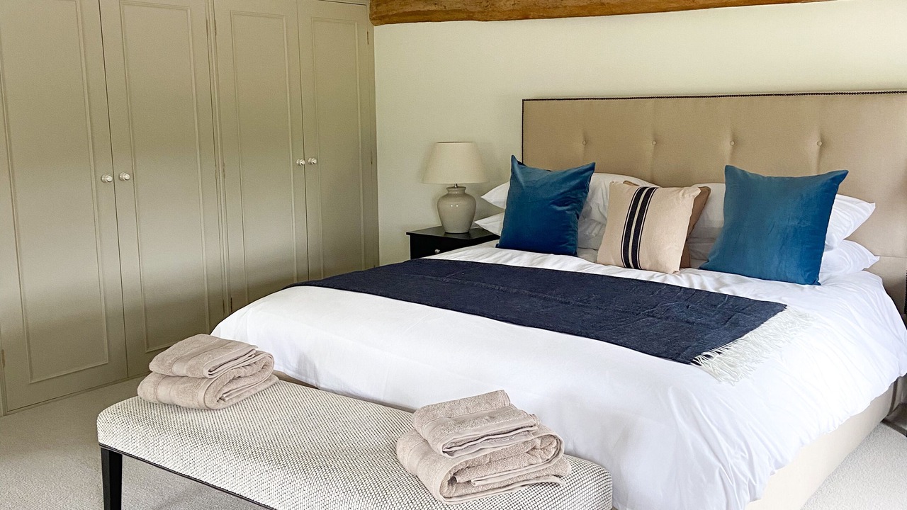 Photo of Bedroom in Godalming