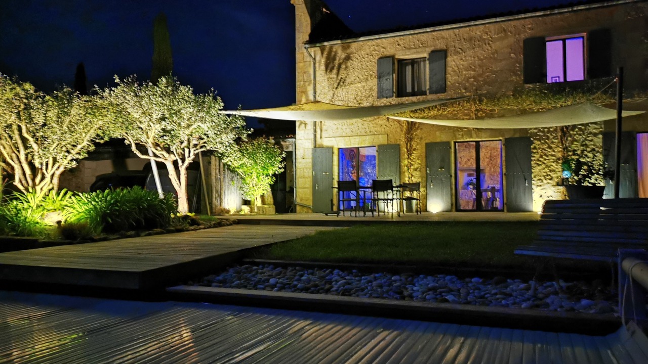 Photo of Patio Balcony in Saint-Caprais-de-Bordeaux