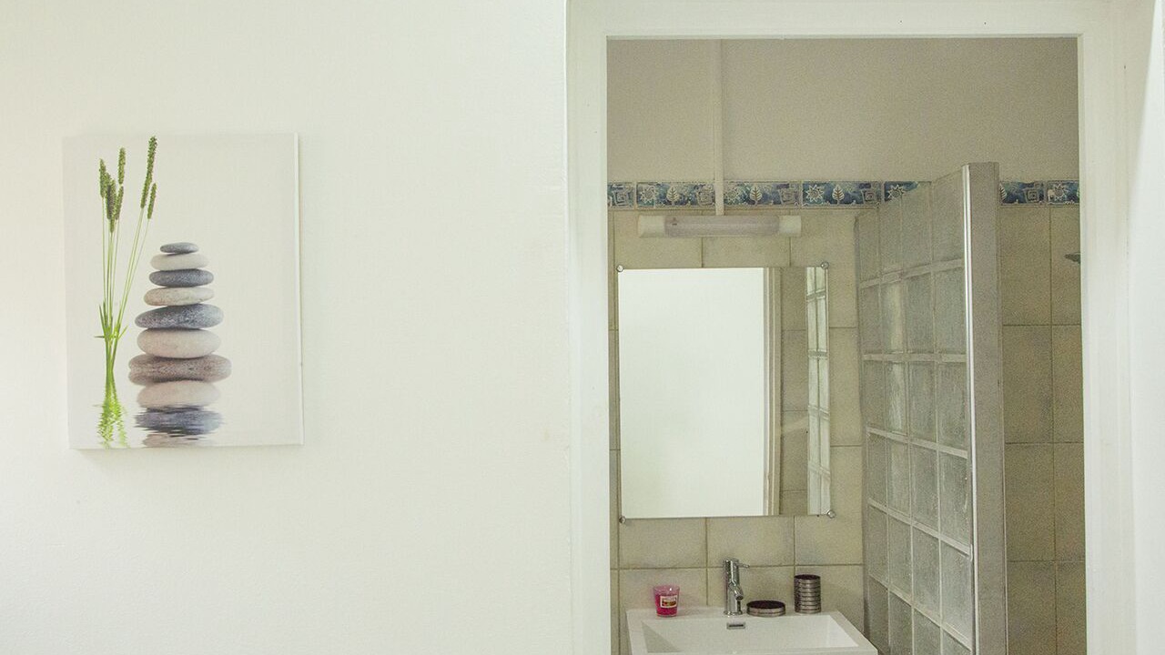 Photo of Bathroom in Jarry