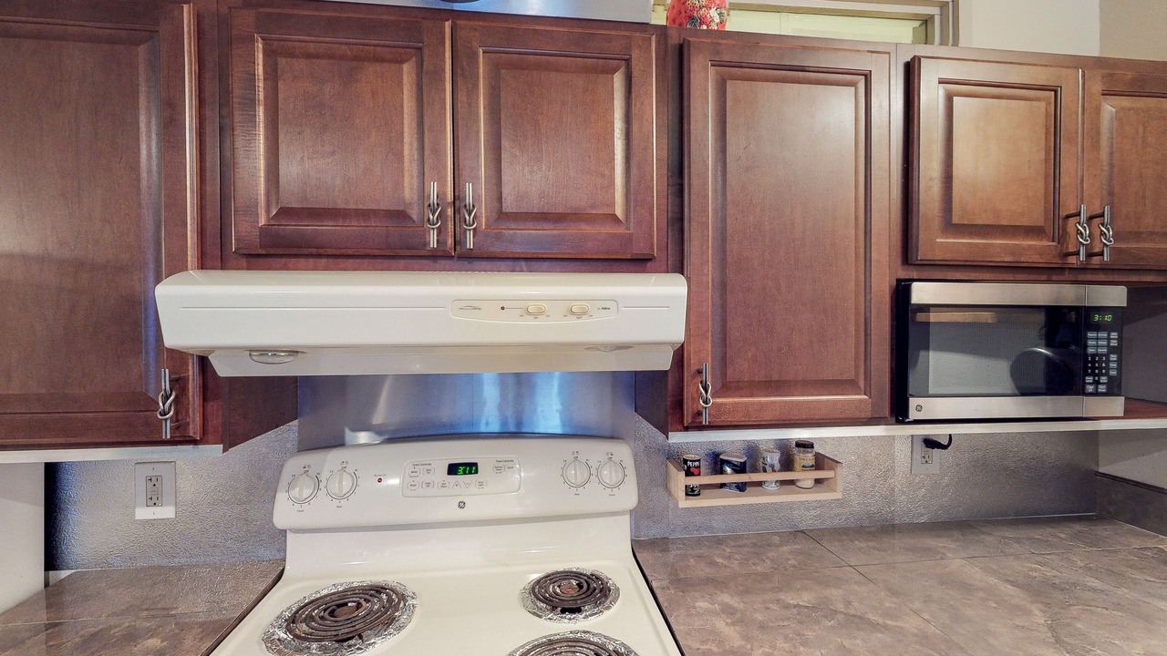 Photo of Kitchen in Alyeska