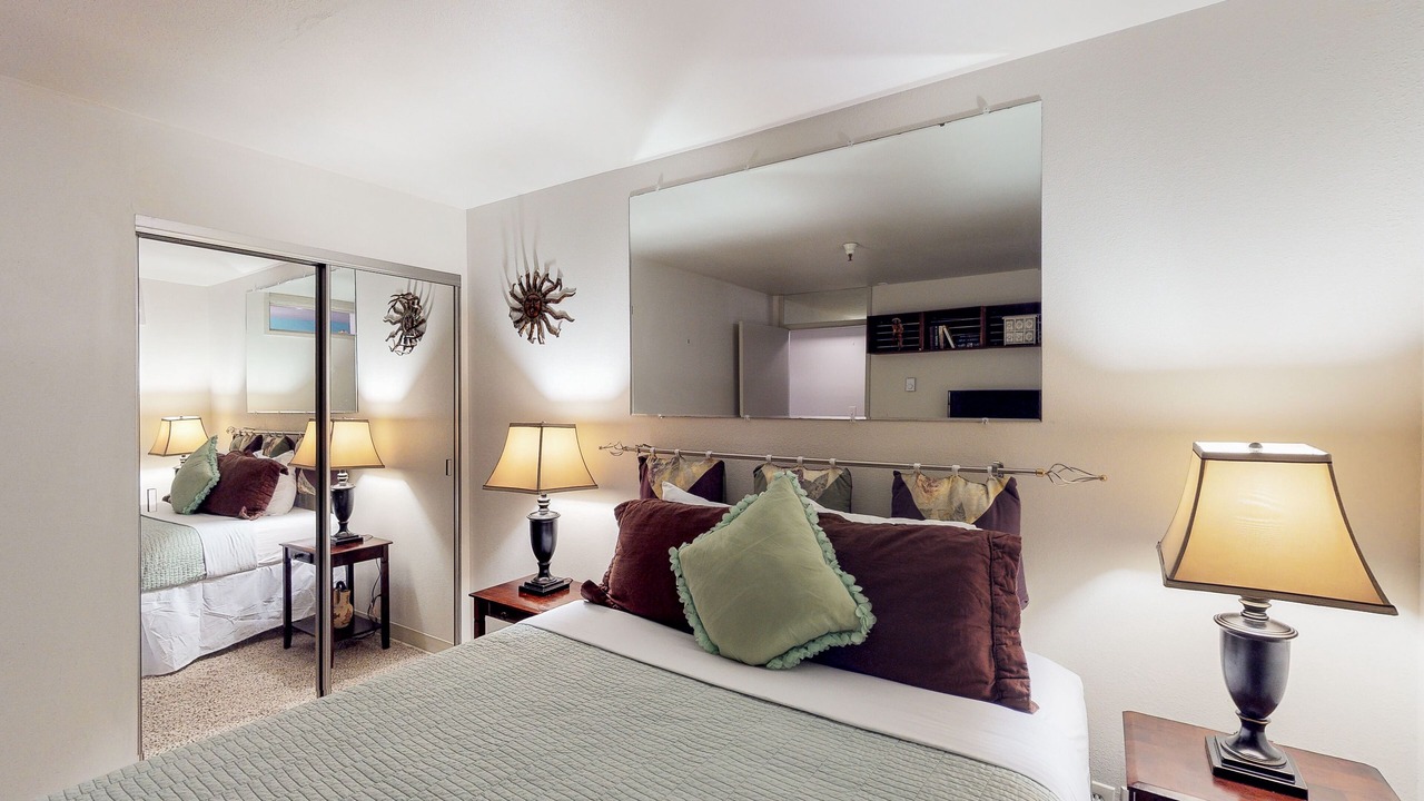 Photo of Bedroom in Alyeska