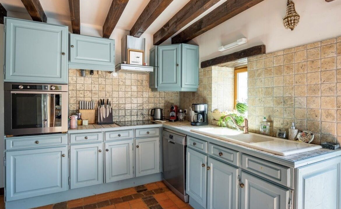 Photo of Kitchen in Le Gue-de-la-Chaine
