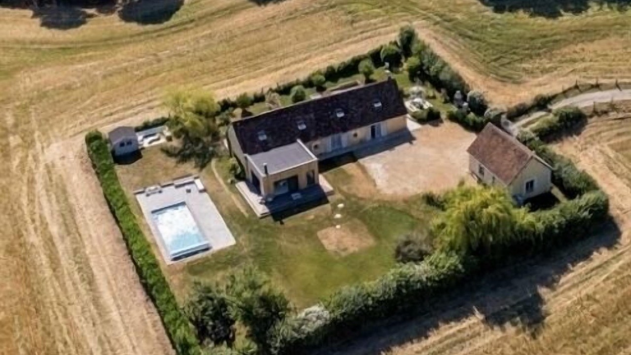 Photo of Outdoor in Le Gue-de-la-Chaine