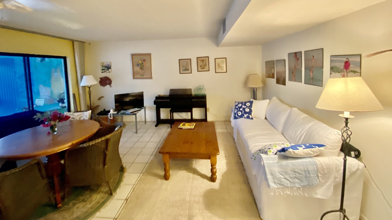 Photo of Livingroom in Great Harbour Cay