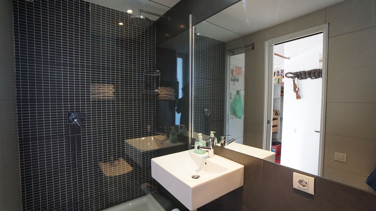 Photo of Bathroom in Gava