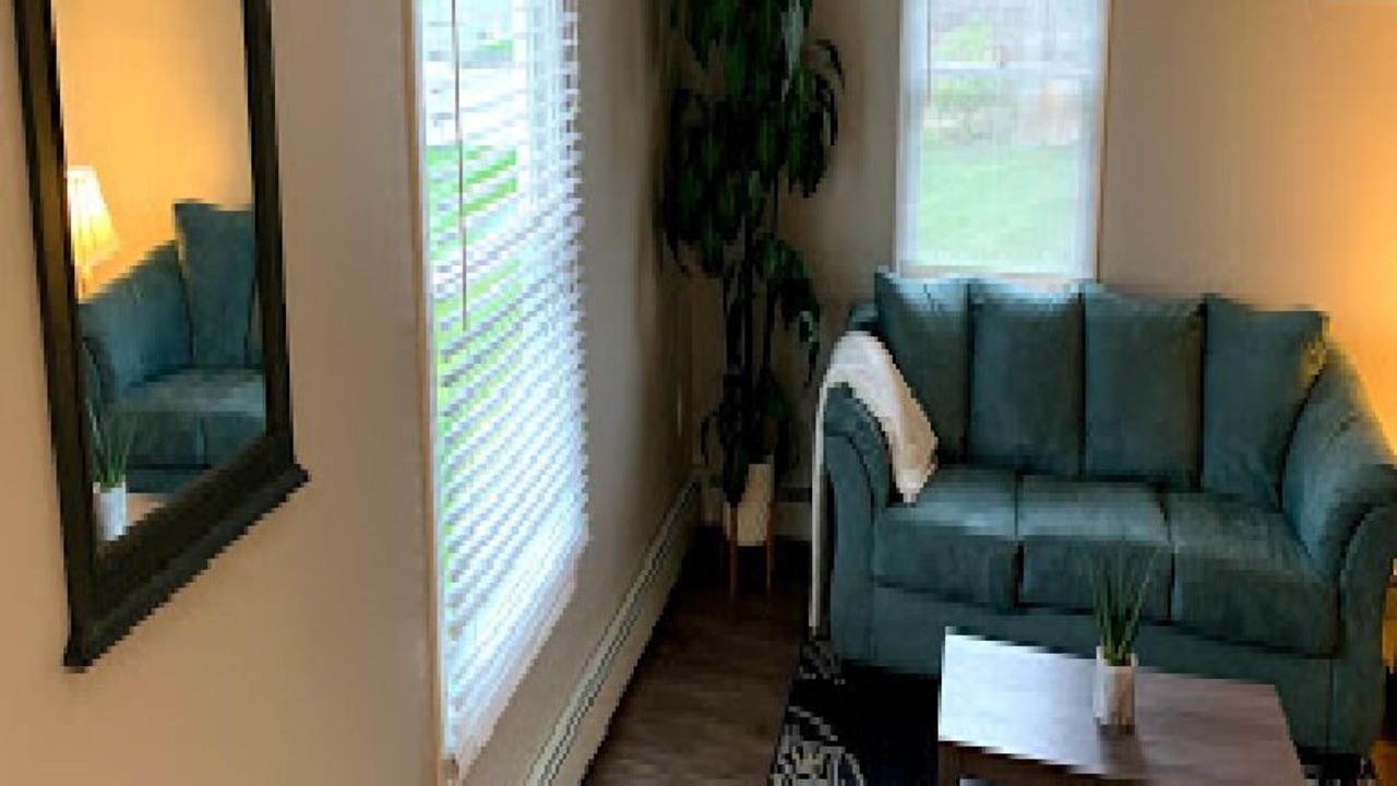 Photo of Livingroom in Eastward Look