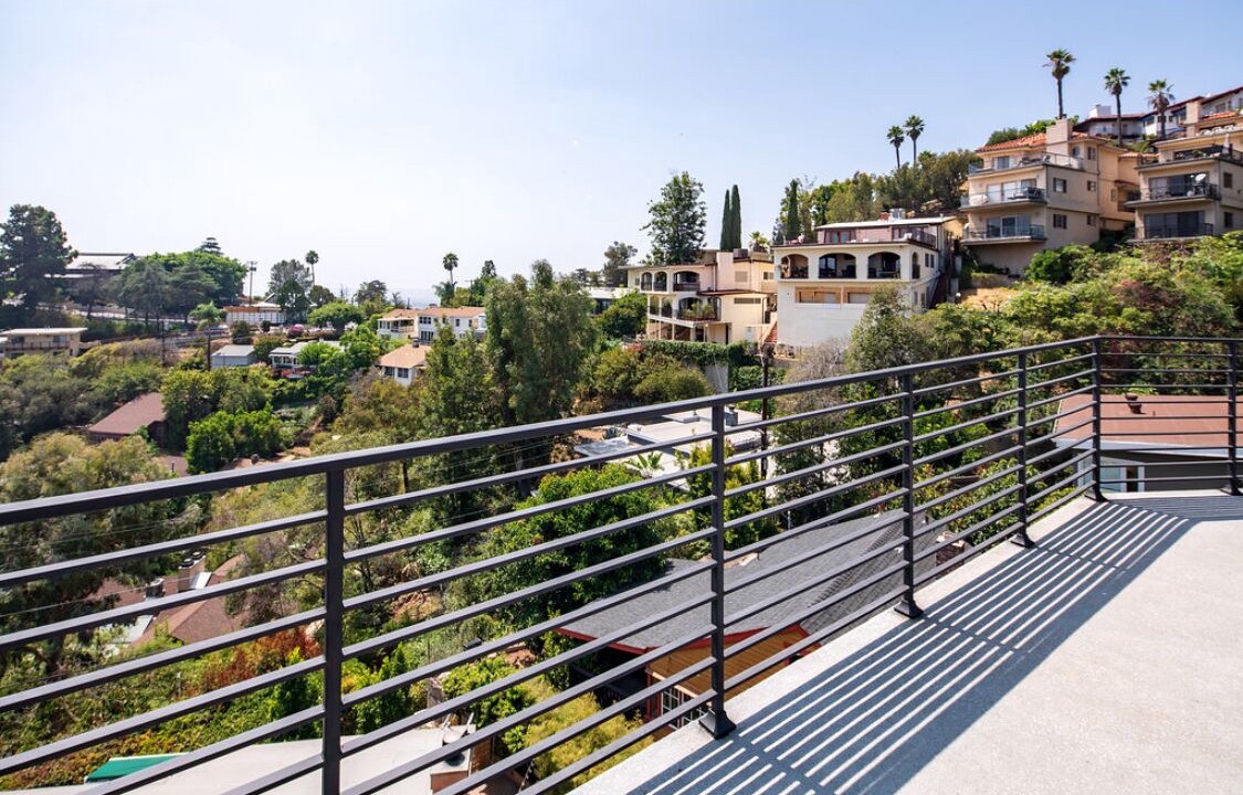 Photo of Outdoor in Hollywood Heights