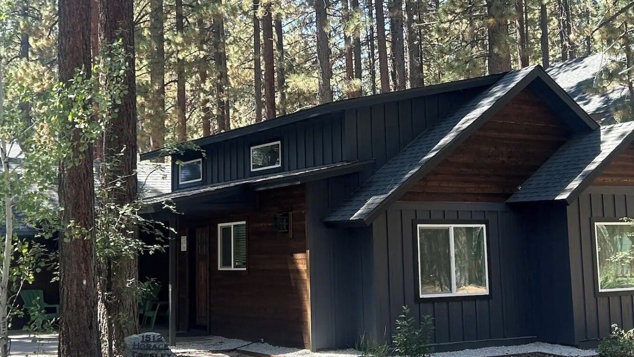 Photo of Outdoor in Black Bart
