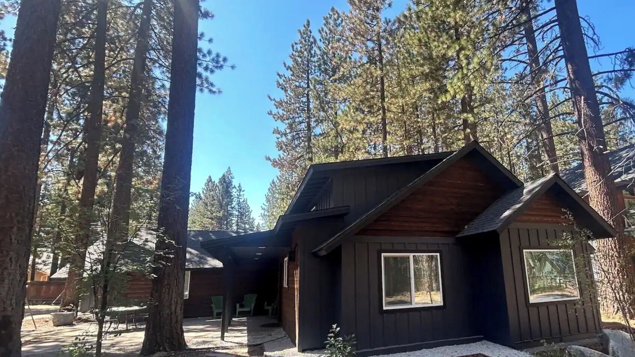 Photo of Outdoor in Black Bart